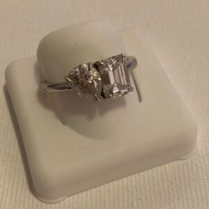 925 Sterling Silver Ring VVS 3.0 CTW CZ Gemstone